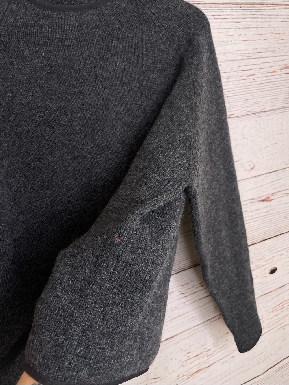 L.L. Bean vintage wool blend sweater - Picture 7 of 8